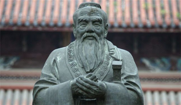 Confucius statue