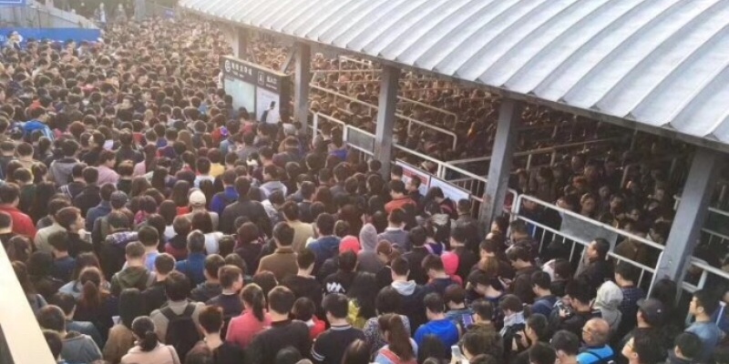 plenum_subway_crowds