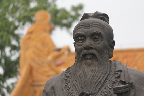 Photo: statue of Confucius, Nanjing